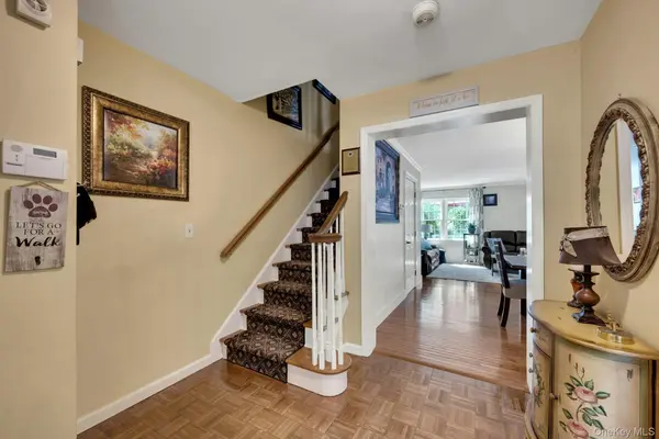 24 Briar CT, Cross River, NY 10518