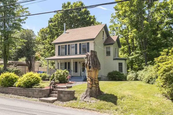 74 Highland AVE, Florida, NY 10921
