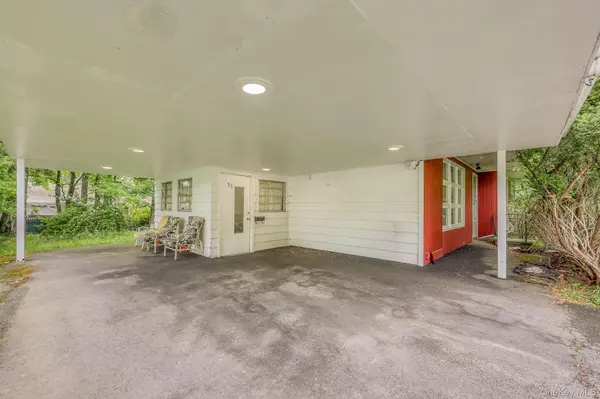 33 York AVE, Monticello, NY 12701