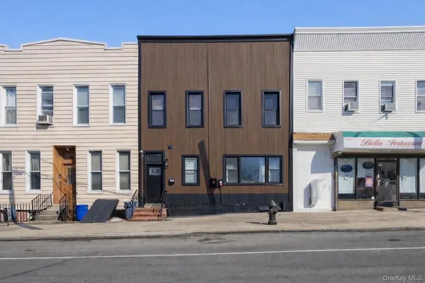 6089 54th ST, Maspeth, NY 11378