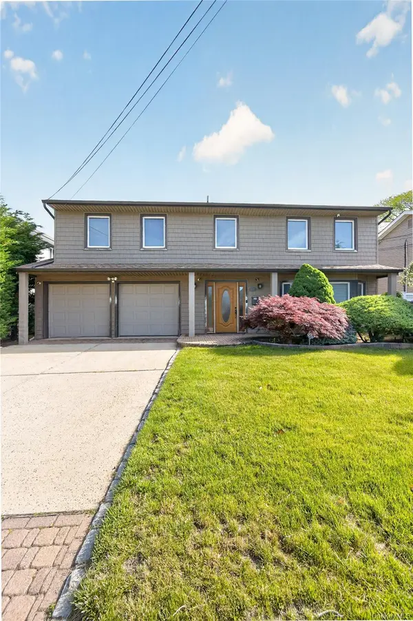 3145 Hewlett AVE, Merrick, NY 11566