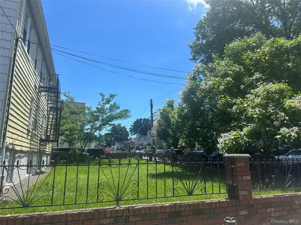 102-06 27th AVE, East Elmhurst, NY 11369