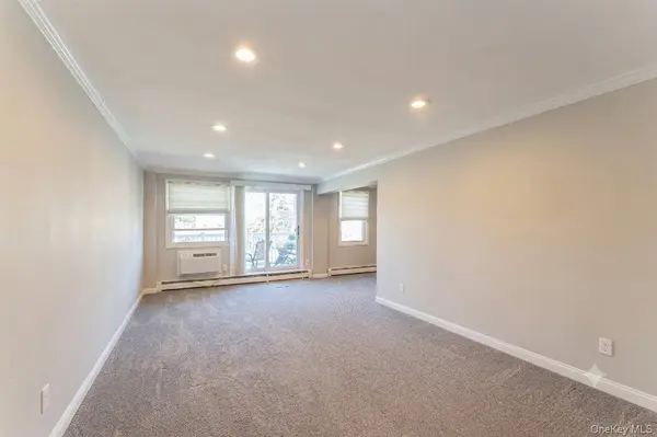 61 Maine AVE #D14, Rockville Centre, NY 11570