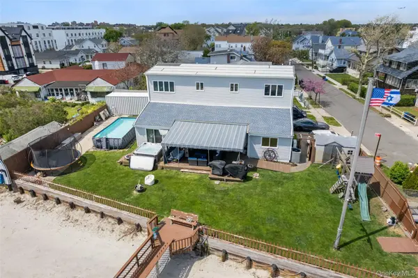 125 Beach 3rd ST, Far Rockaway, NY 11691
