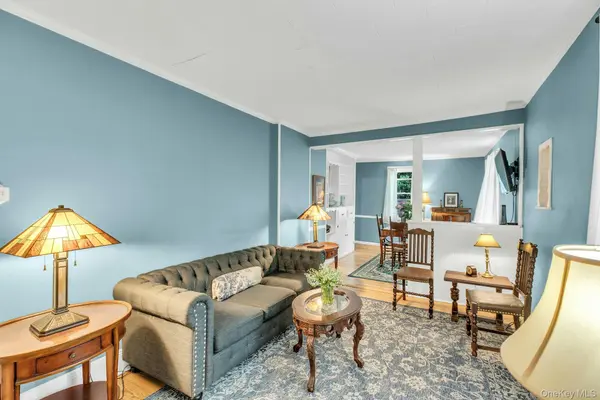 436 Bedell TER, West Hempstead, NY 11552