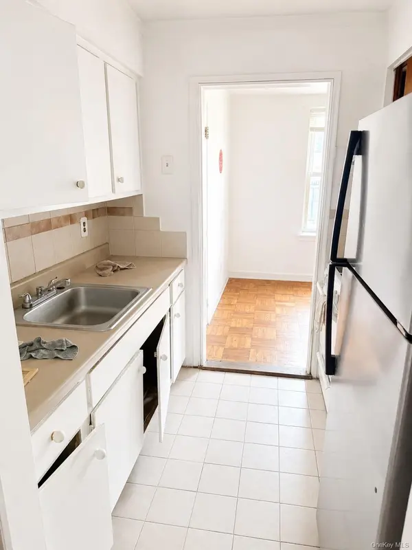 13405 Dahlia AVE #11-1B, Flushing, NY 11355