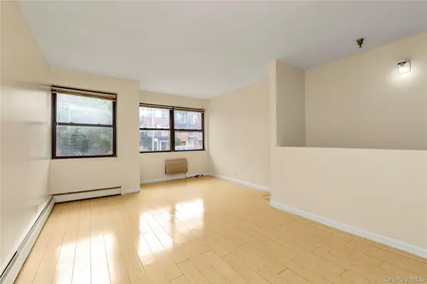 Address not disclosed, Woodside, NY 11377