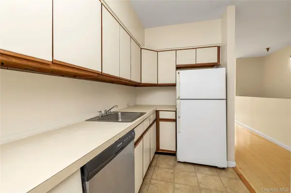 Address not disclosed, Woodside, NY 11377