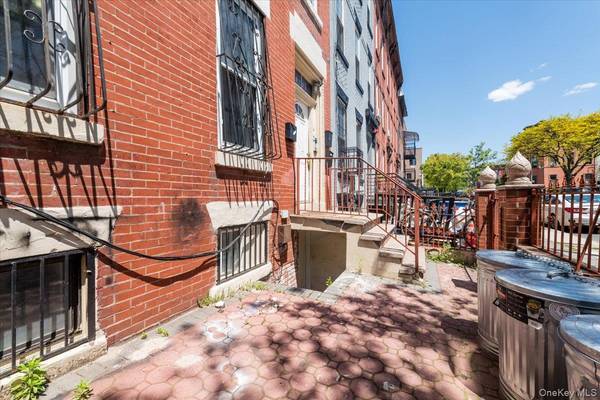 1055 Jefferson AVE, Brooklyn, NY 11221