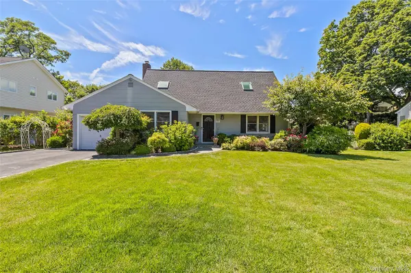 116 Huntley DR, Ardsley, NY 10502