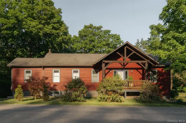 82 Near RD, Red Hook, NY 12571