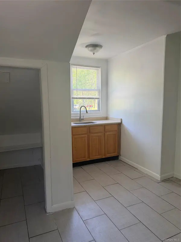 2727 Route 94 #6, Washingtonville, NY 10992