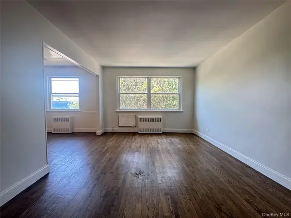 3083 49th ST, Astoria, NY 11103