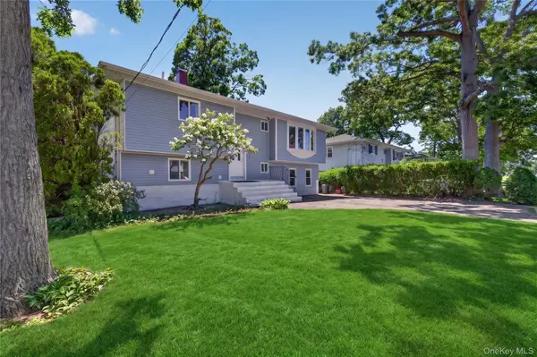 370 Chelsea AVE, West Babylon, NY 11704