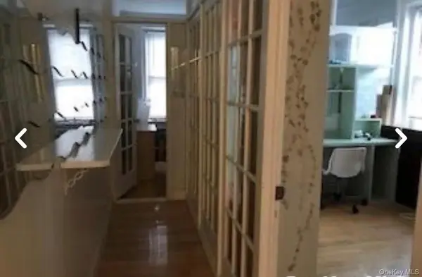 111-45 76th drive #F2, Forest Hills, NY 11375