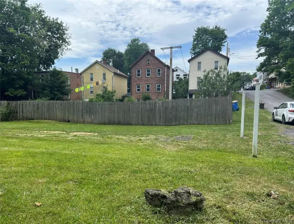 30-34 German ST, Kingston, NY 12401
