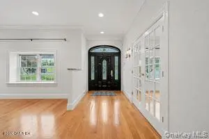 52 Francis LN, Greenwich, CT 06831