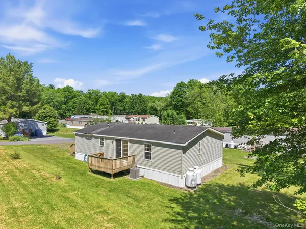 59 Deer Haven Lane, Gardiner, NY 12525