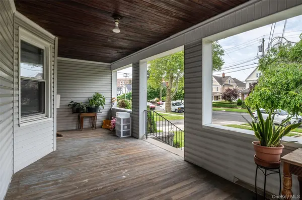 68 Leland AVE, New Rochelle, NY 10805