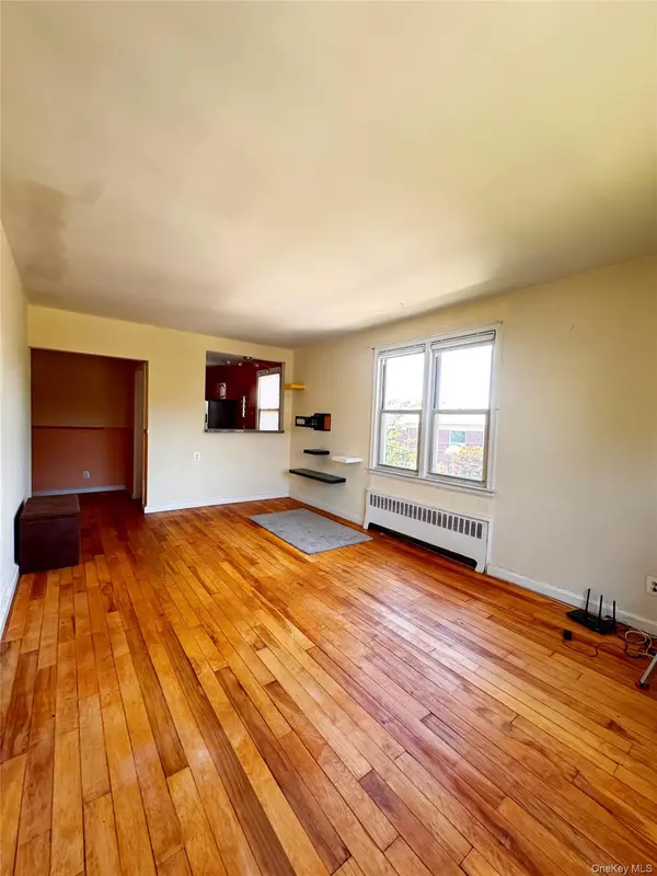 8 Wainwright AVE #2A, Yonkers, NY 10710