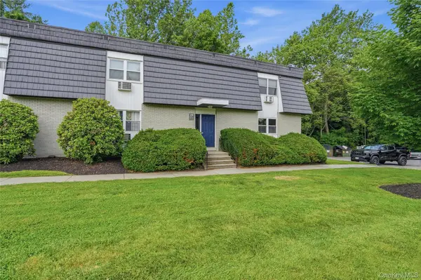 19 White Gate RD #J, Wappingers Falls, NY 12590