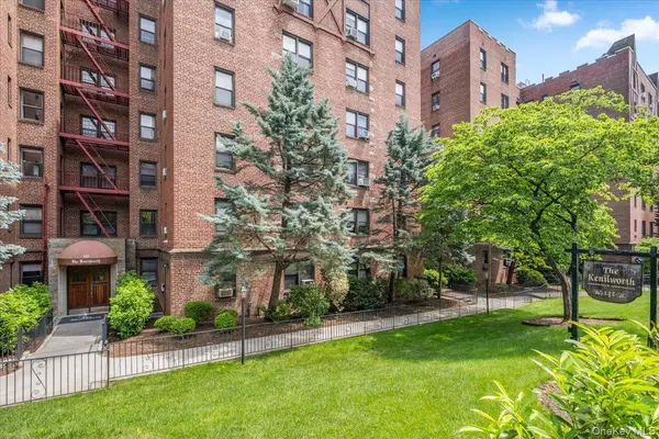 142 Garth RD #5K, Scarsdale, NY 10583