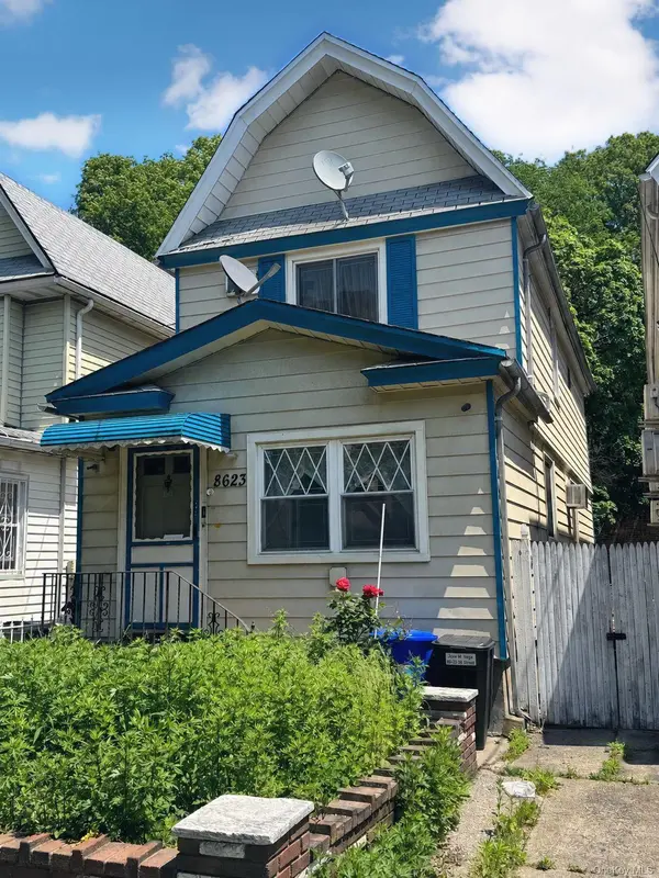 86-23 98th ST, Woodhaven, NY 11421