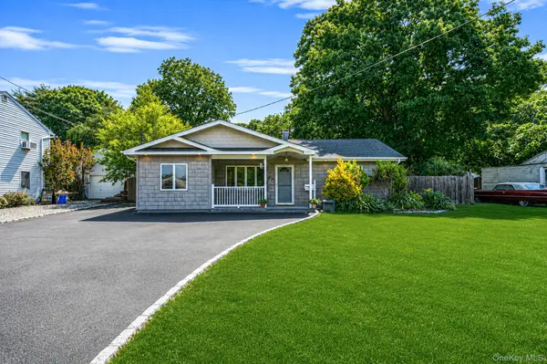 1015 Ocean AVE, Bay Shore, NY 11706