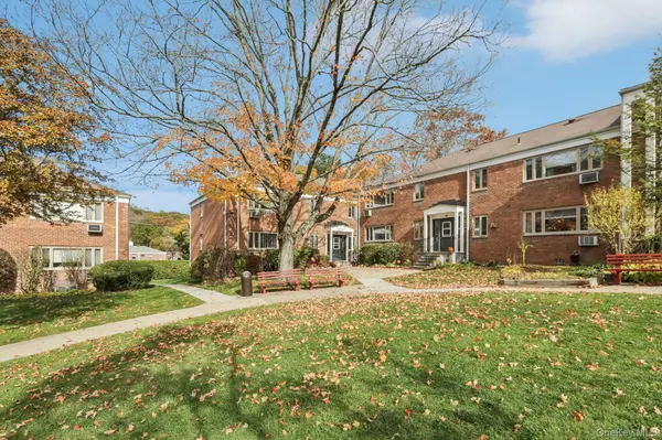 40 Lawrence DR #A, White Plains, NY 10603