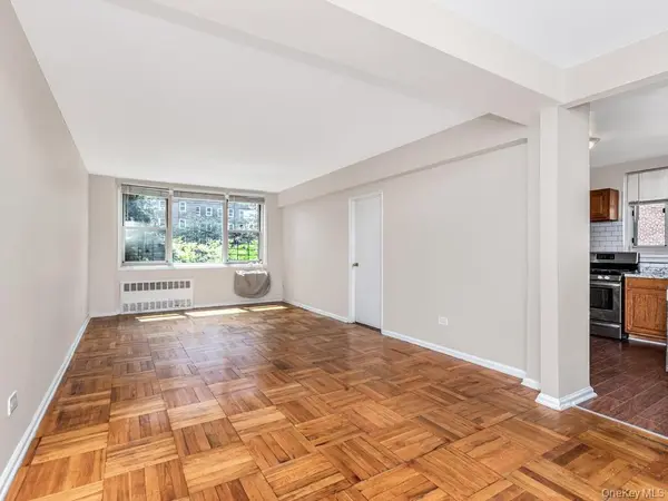 629 Kappock ST #2P, Bronx, NY 10463