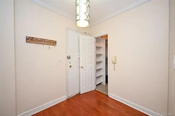67-40 Yellowstone BLVD #4M, Forest Hills, NY 11375