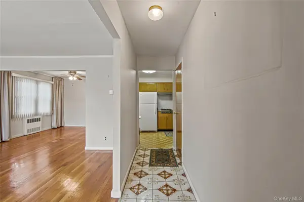4365 158th ST, Flushing, NY 11358