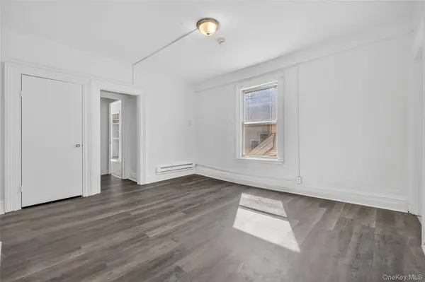 49 S Hamilton ST #2, Poughkeepsie, NY 12601