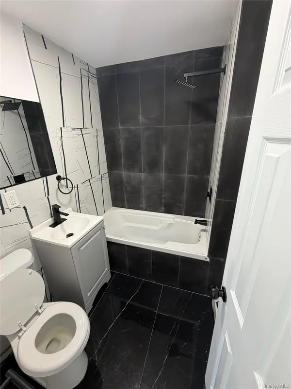 15053 115th DR, Jamaica, NY 11434