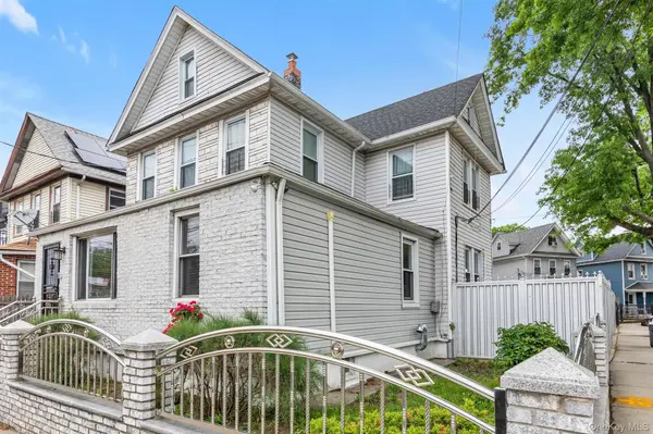 14527 Guy R Brewer BLVD, Springfield Gardens, NY 11434