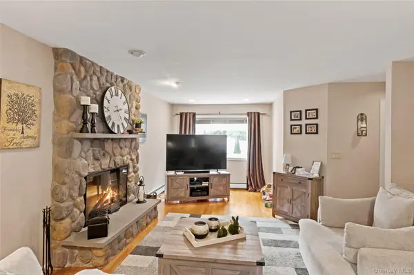 244 Grand BLVD, Massapequa Park, NY 11762