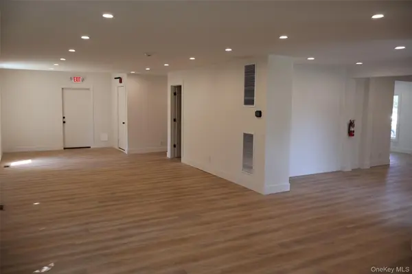 32 Office Space Chichester AVE, Center Moriches, NY 11934