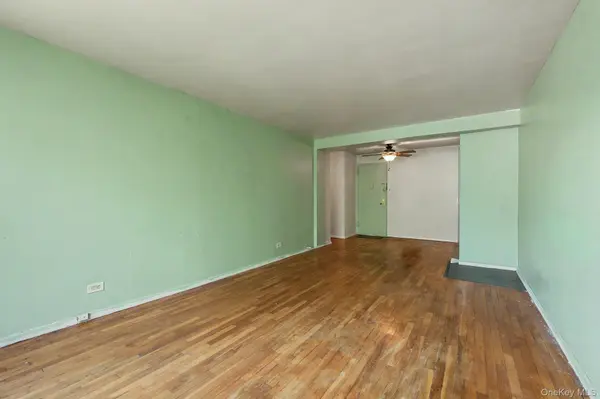 3235 Cambridge AVE #4L, Bronx, NY 10463