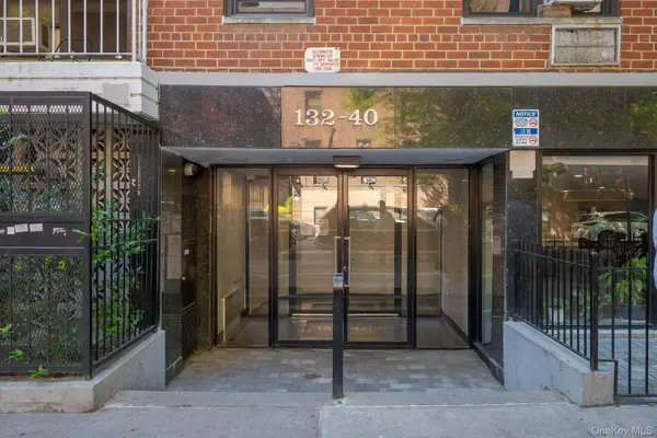 13240 Sanford AVE #3R, Flushing, NY 11355
