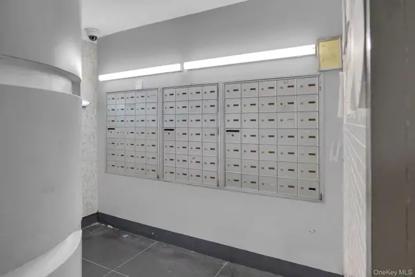 13240 Sanford AVE #3R, Flushing, NY 11355