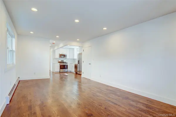 89-25 127th ST, Richmond Hill, NY 11418