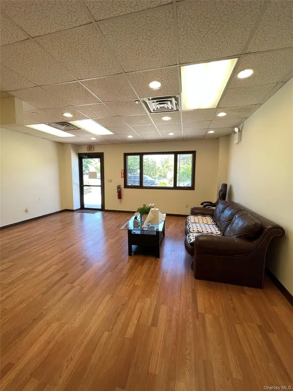 288 Hempstead AVE, West Hempstead, NY 11552