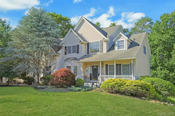 6 Anton CT, Stony Point, NY 10980