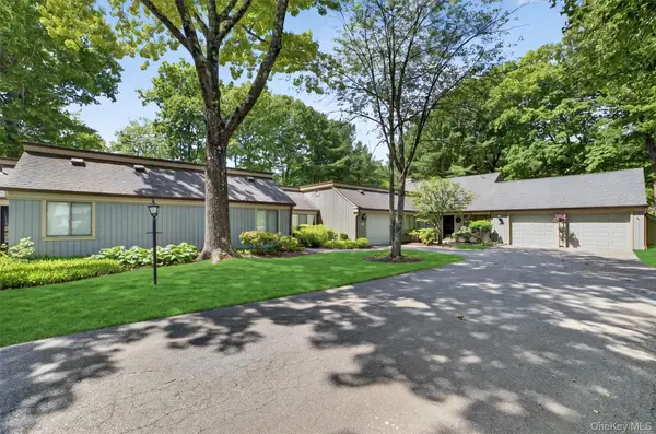 300 Heritage HLS #B, Somers, NY 10589