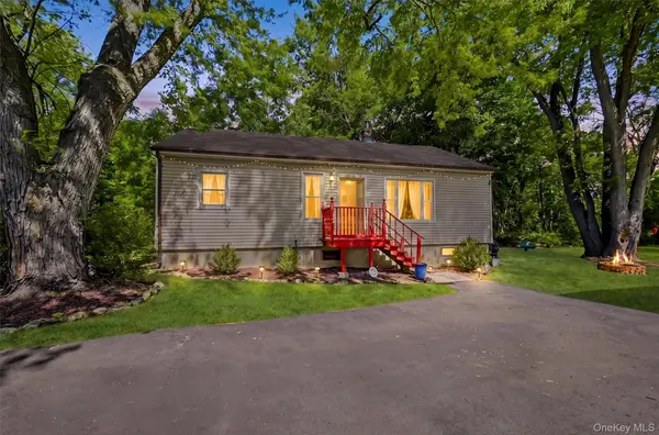 19 Hulse AVE, Middletown, NY 10940