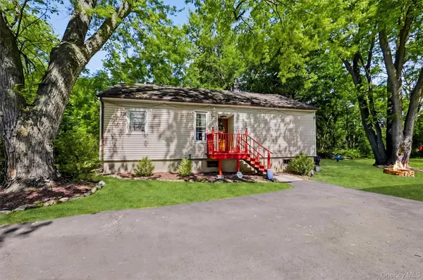 19 Hulse AVE, Middletown, NY 10940