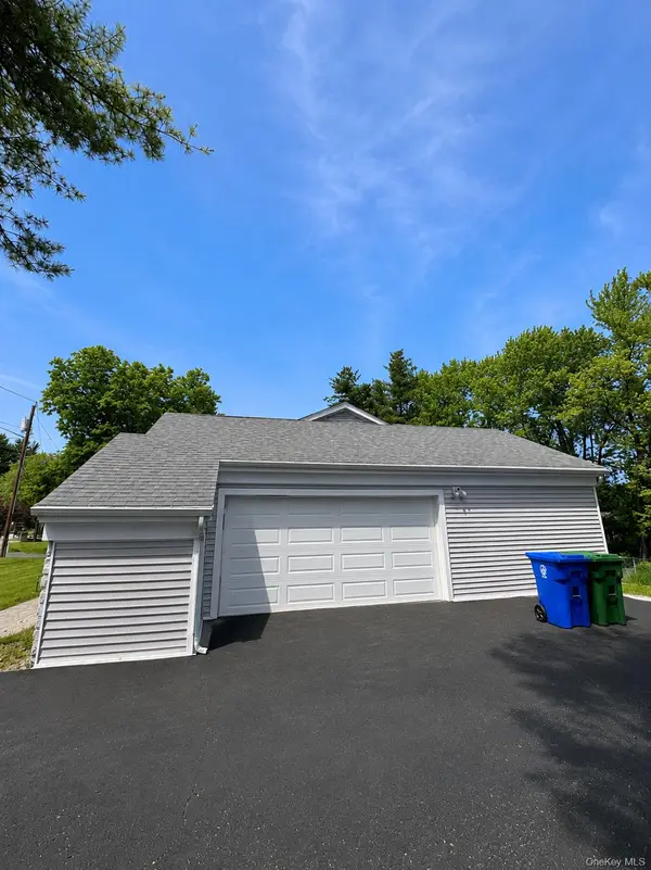 6 Kennedy TER, Middletown, NY 10940