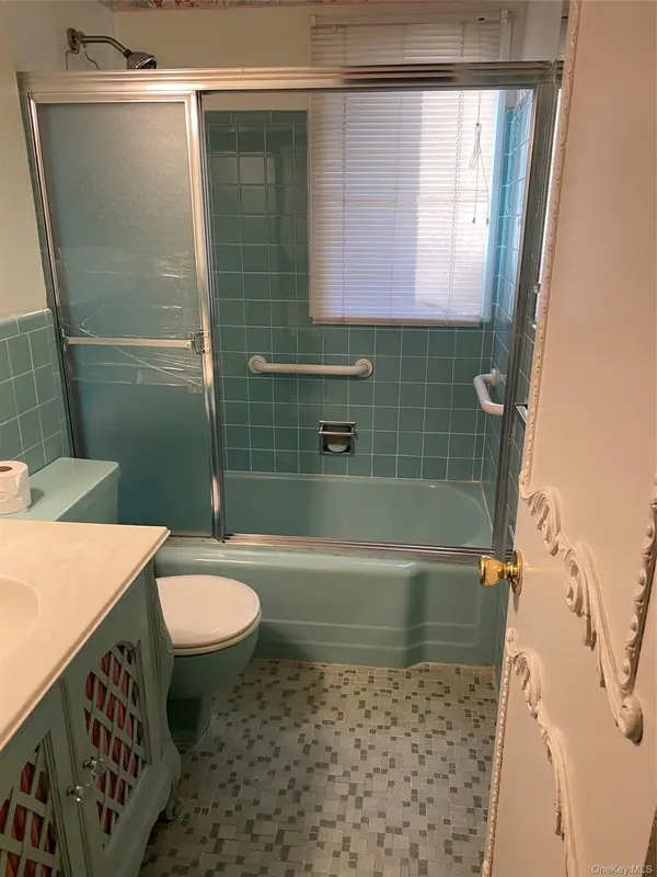 14-21 137th ST, College Point, NY 11356