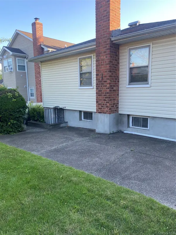 14-21 137th ST, College Point, NY 11356
