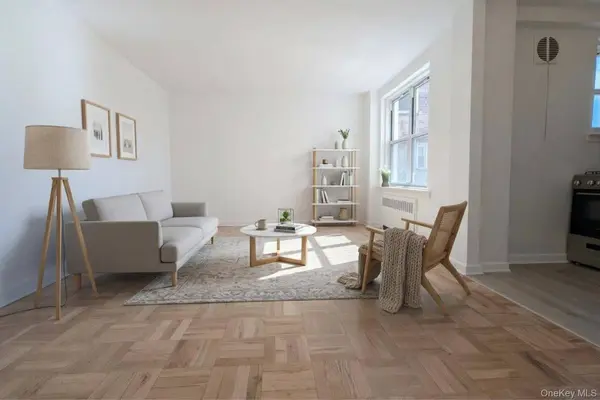 30-11 Parsons BLVD #2T, Flushing, NY 11354